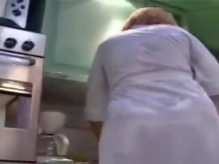 Meine stiefmutter im die küche früh morgen hotmoza: sex klammer 11 | xhamster