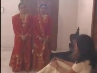 Indický femdom energie acting tanec studentů plácnutý: x jmenovitý film 76